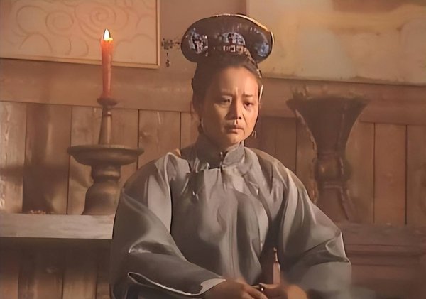 配资股票网 《康熙王朝》骗了你：他和苏麻喇姑的关系，根本不是爱情